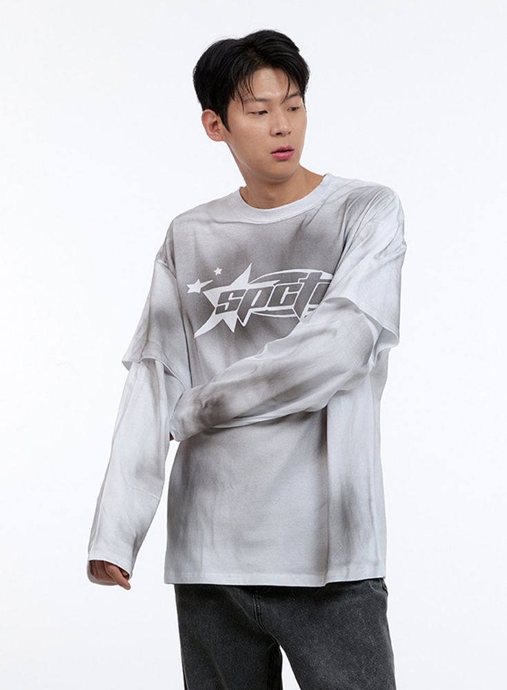 Product Detail Style : Street Occasion : Back to school Type : Men, TShirts Print : Graphic, Washed Material : Cotton Sleeve : Long sleeve Neck : Round neck Fit : Loose fit Cotton100 Color : White, Black Made in Korea Model Size Model is wearing size M/L and the color White. Height : 6'0" | 184cm / Top : L / Bottom : XL (32 inch) .prddescription table, .prddescription td, .prddescription th { border : 1px solid black; border-collapse : collapse; padding: 10px; } Size(Inch) Size Shoulder Bust Sle Hip Hop Long Sleeve Graphic T-shirt, White Long Sleeve T-shirt For College, White Long Sleeve College T-shirt, Gray Long Sleeve Hip Hop Top, Hip Hop Long Sleeve Cotton Tops, Gray T-shirt For Winter Streetwear, Gray Winter T-shirt For Streetwear, White Grunge Crew Neck Sweatshirt, Hip Hop Style Long Sleeve Relaxed Fit Tops