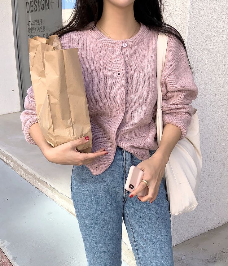 Korean Fashion Pink, My Interests, Cardigan Outfit, Dressy Casual Outfits, Outfit Korean, Korean Girl Fashion, Korean Fashion Trends, Pink Cardigan, 가을 패션