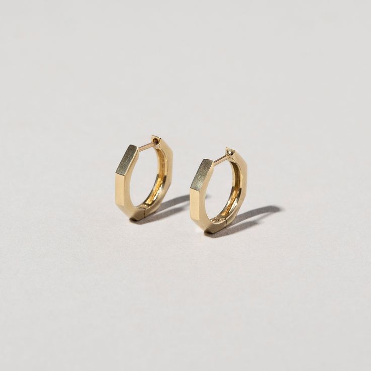 14k yellow gold | Hinged snap back closure | Teeny Hoops measures 10mm in diameter | Tiny Hoops measure 12mm in diameter Gold Huggie Hoop Earrings, Hoop Earrings Handmade, Snap Back, Huggie Hoop Earrings, Jewelry Projects, Designer Earrings, Earrings Handmade, Jewelry Box, Jewelry Accessories