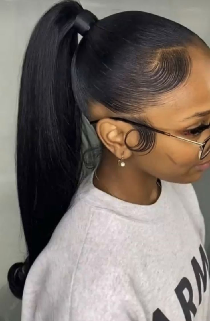 Slicked Back Hairstyles, Weave Ponytail Hairstyles, Sleek Ponytail Hairstyles, Black Ponytail Hairstyles, Game Day Hair, Slicked Back Hair, Athletic Hairstyles, Natural Hair Styles Easy, Hair Ponytail Styles