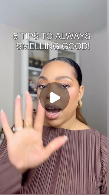 Body Powder For Women, Best Lotions To Smell Good, How To Use Perfume, Body Smell Good Products, How To Smell Good All Day Products, How To Smell Fresh All Day, Body Oils That Smell Good, How To Make It Smell Good Down There, How To Smell Amazing