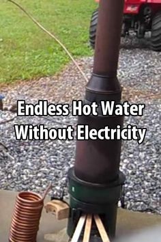 Engineer775 has an ingenious setup where he can easily heat up water without using any electricity. Watch the video to see what I mean. Alternative Energie, Off Grid Survival, Emergency Preparedness Kit, Survival Life Hacks, Emergency Preparation, Off Grid Solar, Urban Survival, Survival Techniques, Prepper Survival