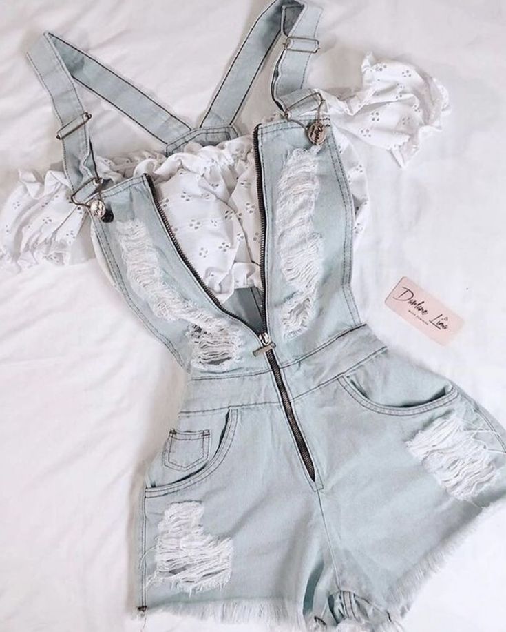 Cute Dress Outfits, Top Cropped, Mode Inspo, Really Cute Outfits, Cute Simple Outfits, Girly Fashion, Teenage Fashion Outfits, Edgy Outfits, Teen Fashion Outfits