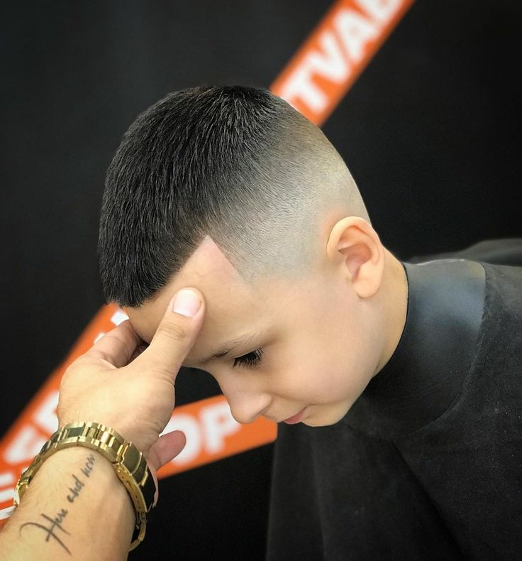 Kids Hair Cuts For Boys Fade, Comb Over Fade Kids, Boys Hair Cuts Short, Combover Fade Kids, Short Fade Haircut Boys, Mexican Boy Haircut, High Fade Haircut Boys, Boys Low Fade Haircut Kids, Fades For Boys