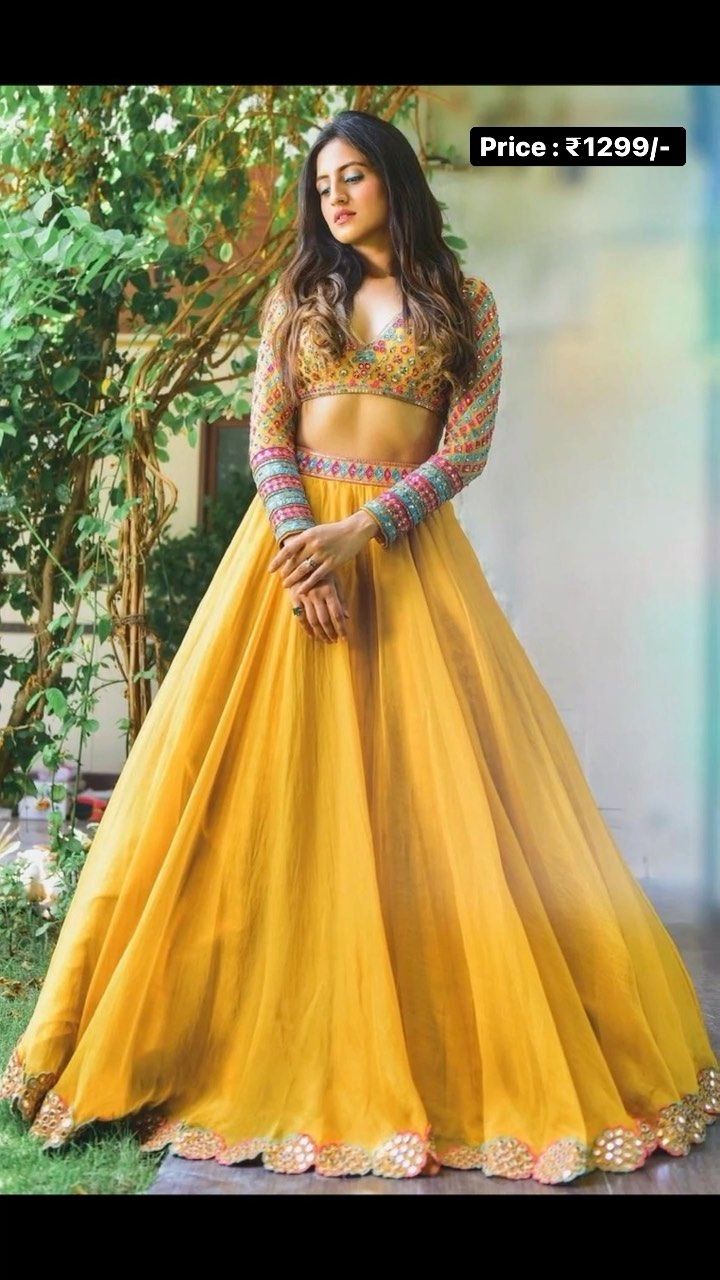 Lehenga Yellow, Ceremony Outfit, Haldi Ceremony Outfit, Red Lehenga Choli, Haldi Outfits, Haldi Outfit, Simple Lehenga, Mehendi Outfits, Yellow Lehenga