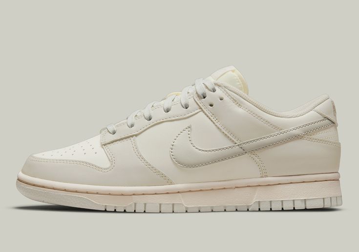 Dunk Lows, Nike Kicks, Cute Nike Shoes, Cute Nikes, Nike Sb Dunks, Cheap Nikes, Sb Dunk, Nike Dunk Low, Nike Cortez Sneaker