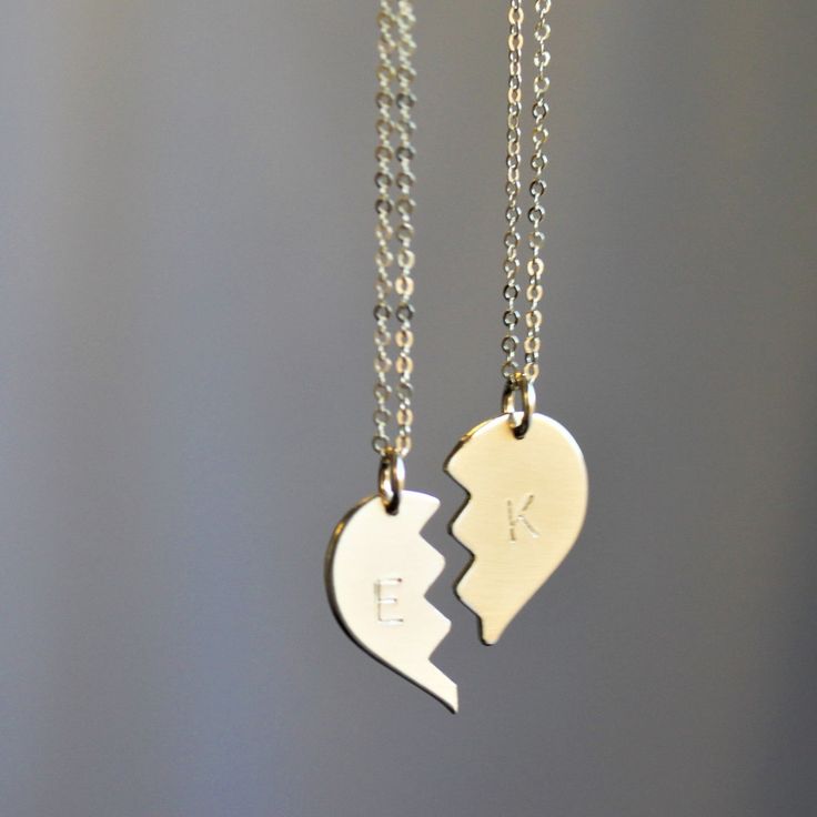 The perfect gift for her, our heart necklace comes in silver and gold options. Keep one half and give one to your sister, mom, daughter or best friend to remind them everyday how special they are! Hand stamped just for you. -Set of two necklaces, each is adorned with a half of the heart.-Complete heart measures 19mm-Choose 14kt gold filled or sterling silver option-Chain and disc are 14kt gold filled or sterling silver - not plated-A high quality chain in your choice of style-Polished to a light Moms Best Friend, Guts Tour, Silver Sisters, Two Necklaces, Tour Outfits, Best Friend Necklaces, Friendship Necklaces, Friend Necklaces, One Half