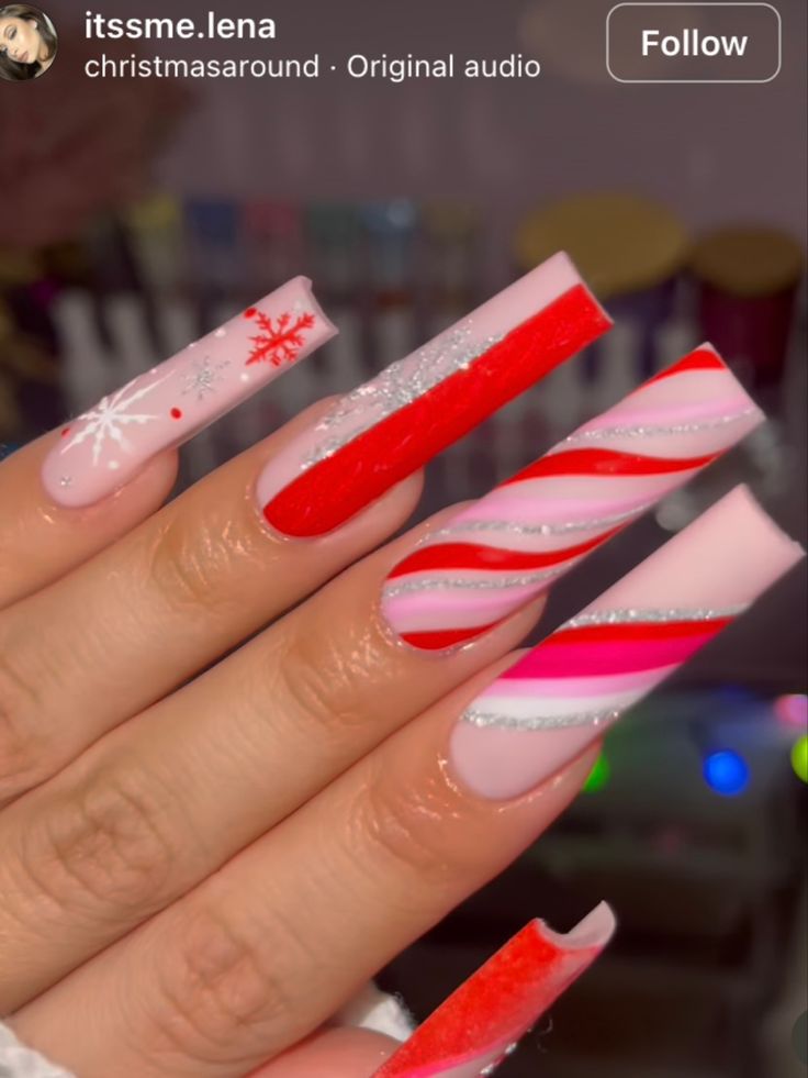 Hot Pink New Years Nails, Christmas Nails Hot Pink, Pink Red Christmas Nails, Xl Christmas Nails, Candy Cane Nails Christmas, Red And Pink Christmas Nails, Christmas Pedi, Short Christmas Acrylic Nails, Pink And Red Christmas Nails