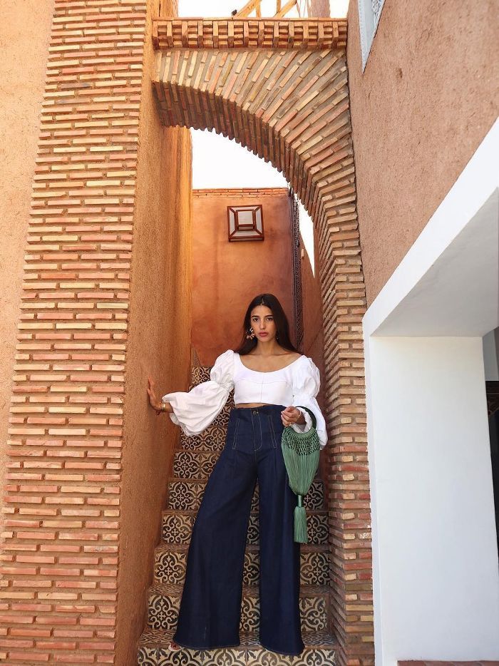 Dark Washed Jeans Outfit, Morocco Travel Outfit, Moroccan Outfit, Marrakech Style, Morocco Fashion, Morocco Style, Denim Trends, French Women, Outfit Combinations