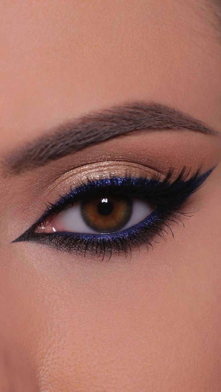 Khaki Smokey Eye Makeup Tutorial @influence.cosmetics Creamy Eyeshadow 02 Polar @beautybaycom Jade Thirlwall X Beauty Bay 42 Colour… | Instagram Blue Colour Eye Makeup, Blue Eyeshadow Makeup Looks, Blue Smokey Eye Makeup, Blue Eye Makeup Tutorial, Blue Smokey Eye, Eye Makeup Images, Creamy Eyeshadow, Smokey Eye Makeup Tutorial, Makeup For Hazel Eyes