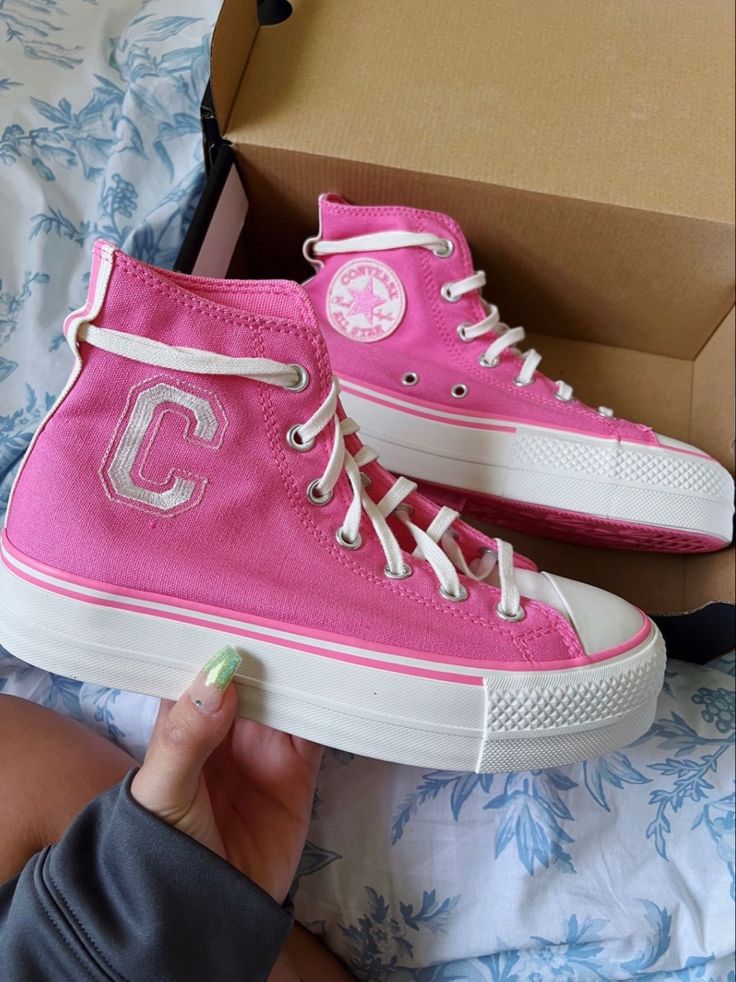 #allstar #converseallstar #pink #hightop Pink Converse, Converse All Star, High Top, All Star, High Tops, Converse, Pink, Clothes