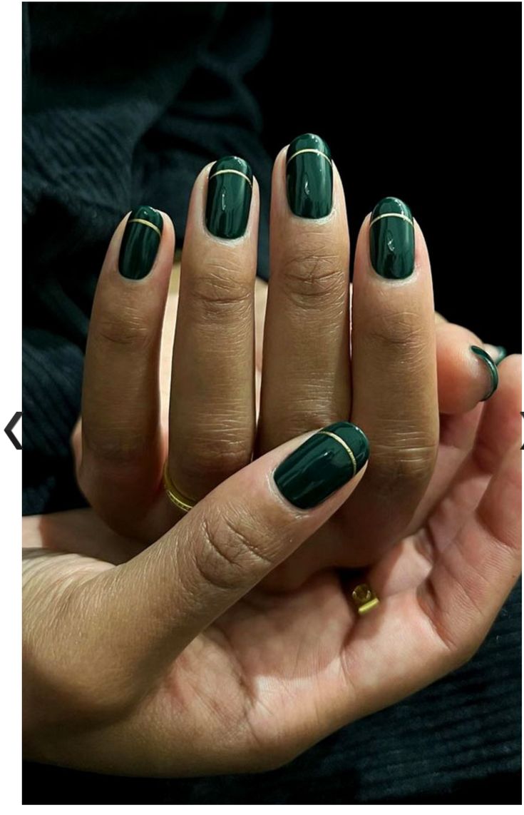 Emerald Green Nails, Emerald Nails, Dark Green Nails, Green Nail Designs, October Nails, Nagel Tips, Green Nail Polish, Green Nail, Cute Gel Nails