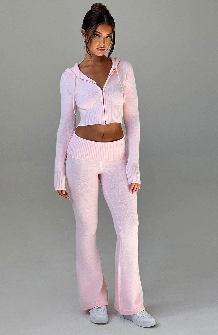 Pink Knit Set, Pink Yoga Pants Outfit, Autumn Board, Matching Set Outfit, Pink Two Piece Set, Homecoming Dresses Corset, White Dress Spring, Long Sleeve Homecoming Dresses, Ibiza Outfits