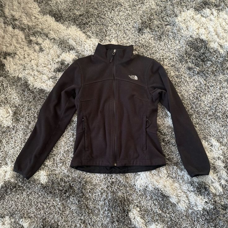 The North Face Jacket. Size: Adult Small Women’s. Color: Black. New Without Tags. Only Worn 1-2 Times. Excellent Condition. Comes From A Smoke Free Clean Home. If You Have Any Questions, Concerns, Comments Or Anything Like That Feel Free To Comment. If You Want Anymore Pictures Of This Item Just Comment And Ask. The North Face Jacket, Small Women, Cute Jackets, Black North Face, Cute Everyday Outfits, Clean Home, The North Face Jackets, North Face Jackets, Teenage Fashion Outfits