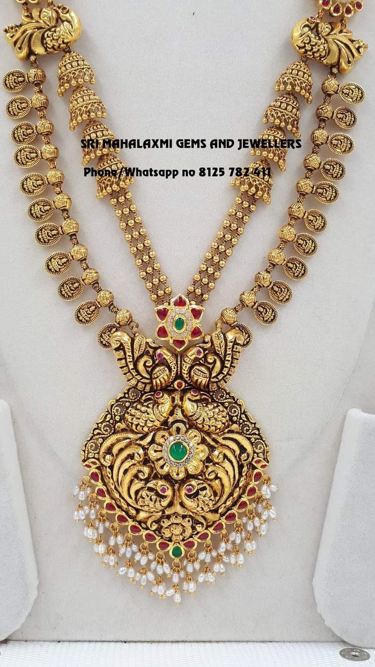 Mini Haram, Diamond Pendant Jewelry, Gold Jhumka Earrings, Kundan Work, Gold Necklace Indian, Gold Earrings Wedding, Antique Jewellery Designs, Gold Necklace Indian Bridal Jewelry, Antique Jewelry Indian