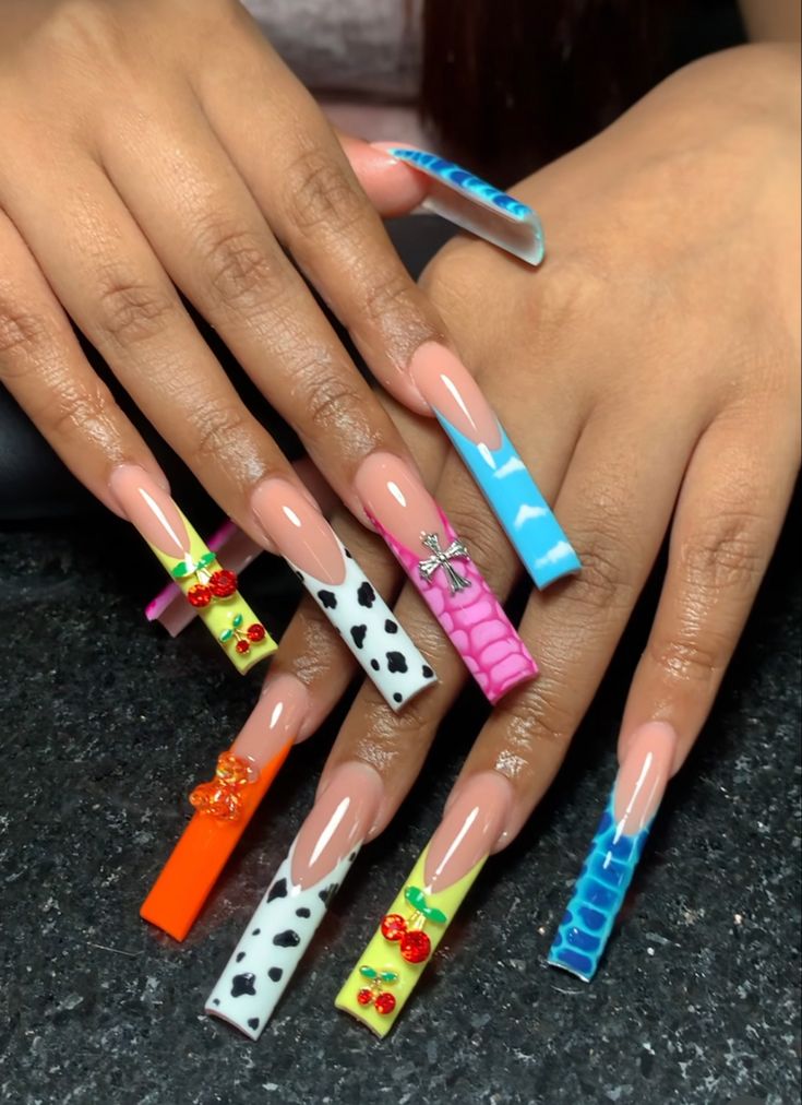 Virgo Nails, Lsd Nails, Neon Acrylic Nails, Hard Nails, Nail Art Designs Diy, Nails Design With Rhinestones, French Tip Acrylic Nails, French Acrylic Nails, Coffin Nails Long