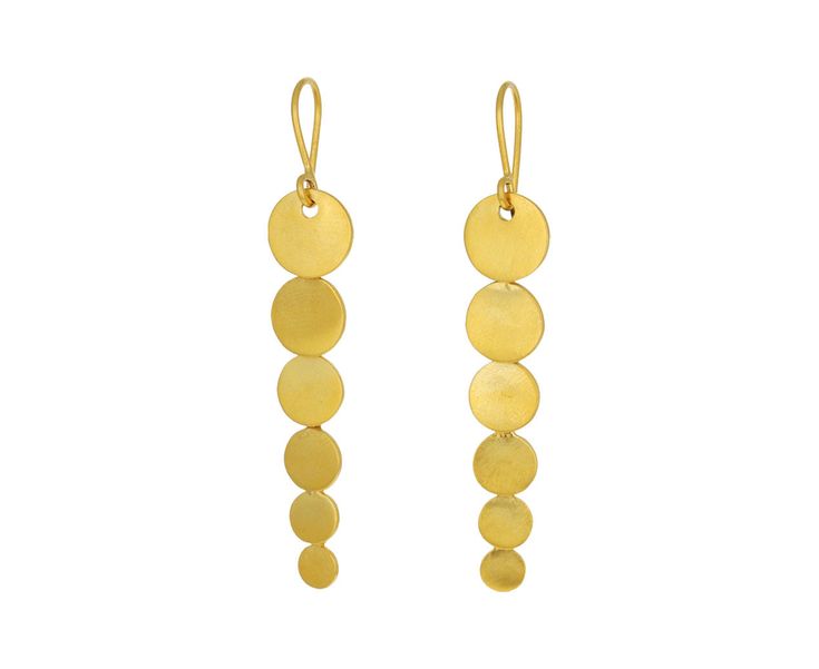 The fluid lines and feminine design of these cascade drop earrings by Jane Diaz make them a standout in any casual jewelry collection. The satin finished, gold plated circles hang freely from one and other in a linear arrangement emitting a sculptural, sophisticated presence. Easy to dress up or down, these give you the look of high karat gold, at a fraction of the price. total length : 2" graduated discs : 10mm - 5mm diameter gold plated ear wires Chic Long Drop Linear Earrings For Formal Events, Chic Long Drop Linear Earrings For Formal Occasions, Modern Gold-tone Drop Linear Earrings, Yellow Gold Long Drop Earrings For Party, Chic Yellow Gold Linear Earrings For Party, Modern Chandelier Earrings For Formal Occasions, Modern Formal Chandelier Earrings, Elegant Brass Chandelier Earrings With Long Drop, Modern Gold Linear Earrings For Evening