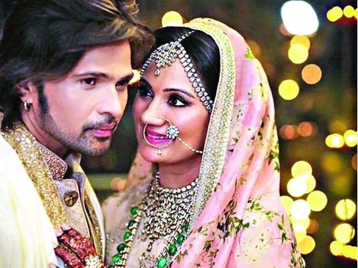 भारतीय दुल्हन संबंधी, Himesh Reshammiya, Indian Wedding Poses, Indian Bride Outfits, Wedding Highlights, Bollywood Wedding, Wedding Couple Poses, Indian Bridal Outfits, Indian Wedding Outfits