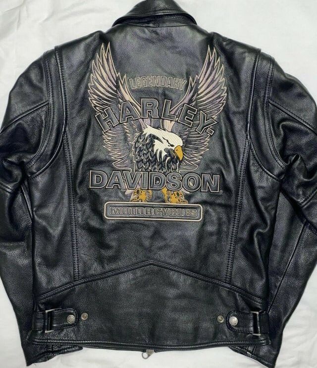 Harley Davidson Fashion, Harley Davidson Jacket Men, Desired Wardrobe, Harley Davidson Leather Jackets, Harley Davidson Clothing, Harley Davidson Jacket, Eagle Black, Motorcycle Outfit, Harley Davidson Men