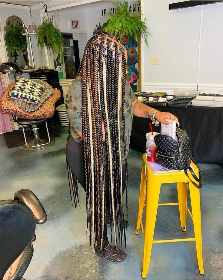 Fall Inspired Knotless Braids, Extra Long Knotless Braids With Color, Pretty Braided Hairstyles Color, Braid Ideas Color, Braiding Colors For Black Women, Summer Braids Color, Braid Hair Combos, Color Ideas For Braids, Black And Color Braids