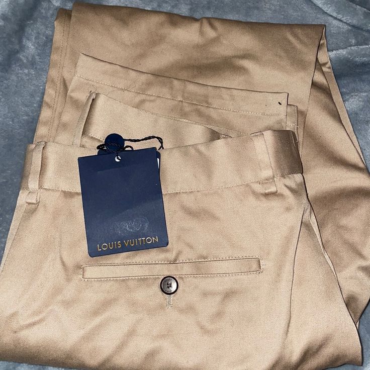 Louis Vuitton Slacks Louis Vuitton Pants, Khaki Chino Pants, Lv Monogram, Khaki Color, Khaki Chinos, Green And Khaki, Trouser Pants, Chinos Pants, Stylish Men