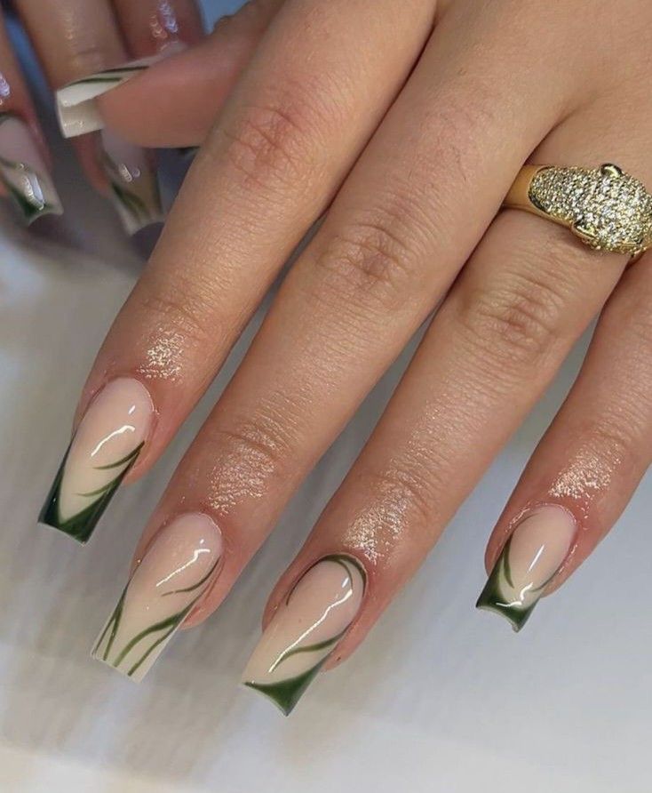 Nails Almond Shape Short, Fall French Nails, Acrylic Nails Almond, Nails Almond Shape, Acrylic Nails Almond Shape, Nye Nails, Green Acrylic Nails, Simple Acrylic Nails, Fall Acrylic Nails