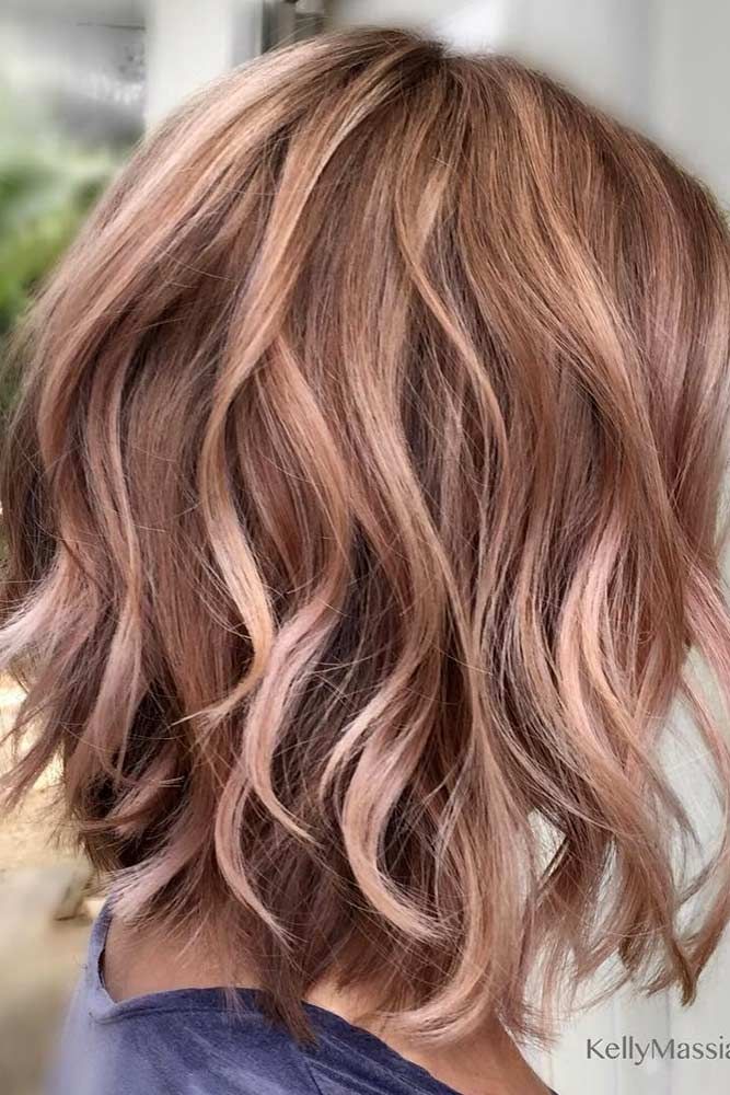 Fun and sexy short hairstyles. We have compiled a list of our favorite short hairstyles for fine hair for your benefit. Rose Gold Brown Hair, Gold Brown Hair, Ombré Hair, Hair Styles 2017, Short Hairstyle, Pastel Hair, Winter Hairstyles, Gold Hair, Hair Color Trends