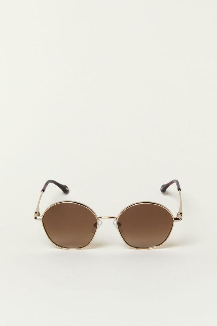 Metal Sunglasses Liora Brown Brown Tinted Sunglasses For Summer, Trendy Brown Tinted Sunglasses, Brown Rectangular Sunglasses With Tinted Lenses, Brown Rectangular Tinted Sunglasses, Designer Brown Tinted Sunglasses, Retro Inspiration, Metal Sunglasses, Bohemian Look, Stainless Steel Frame