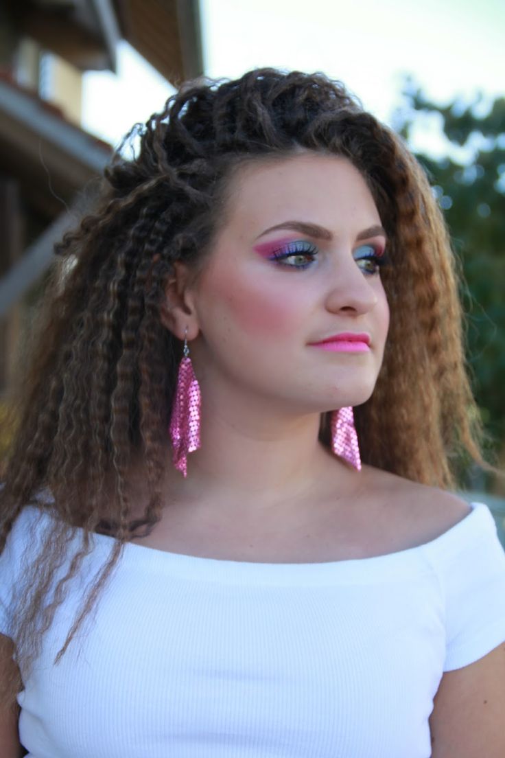 80's Make Up by Luna Cagnazzo | Monia Cagnazzo 80s Fashion Outfits 1980s, 80s Makeup Trends, 80s Theme Party Outfits, 80s Hair And Makeup, 80s Makeup Looks, 80’s Makeup, 80’s Hair, 80s Fashion Party, 80s Fashion Outfits