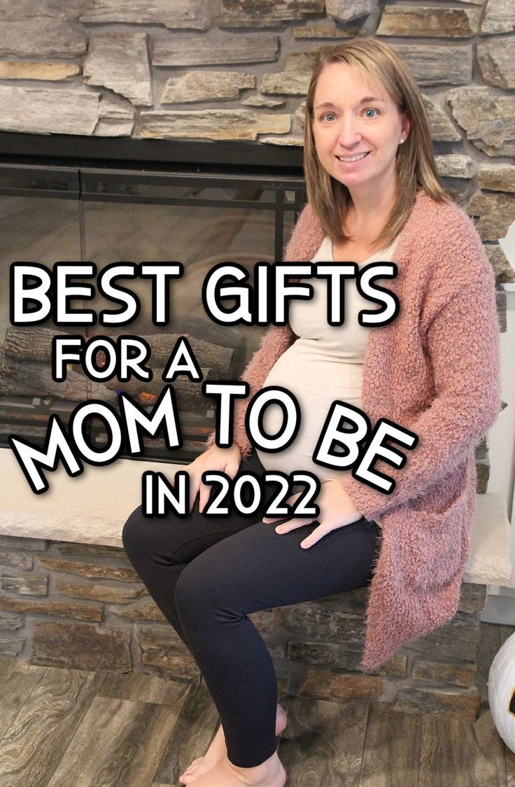 Best gifts for a mom to be in 2022 Gifts For Expecting Parents Diy, New Expecting Mom Gift, Diy Gifts For Mom To Be, Gifts For New Moms First Time, First Time Mom To Be Gift Ideas, Gifts For Mama To Be, Gifts For Mothers To Be, Christmas Gifts For Mom To Be, Expectant Mom Gifts