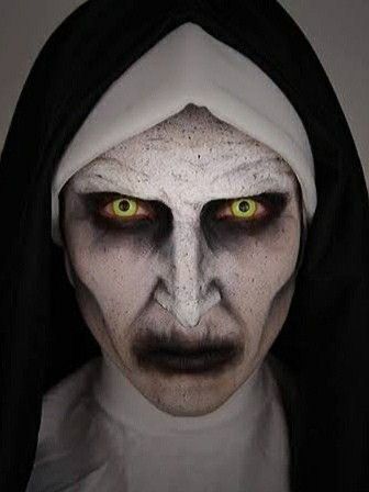 Halloween Scary Face Paint, Scary Ghost Makeup, Scary Halloween Makeup For Men, Valak Makeup, Valak Costume, Ghost Face Makeup, Demon Nun, Scary Face Paint, Halloween Lip Makeup