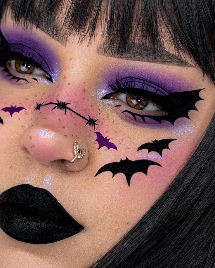 Bat Makeup, Goth Eye Makeup, Halloweenský Makeup, Makeup Drawing, Cute Eye Makeup, Halloween Eye Makeup, Graphic Makeup, Purple Makeup, Emo Makeup