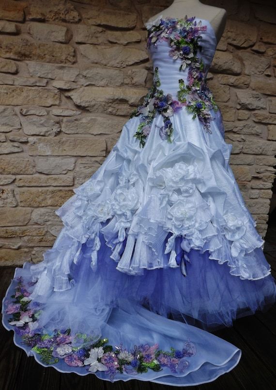 Handmade Wedding Dress, Sweetheart Corset, Roses Purple, Purple Tulle, Black Ball Gown, Wedding Dress White, Handmade Wedding Dresses, Dresses Tulle, Dresses Romantic