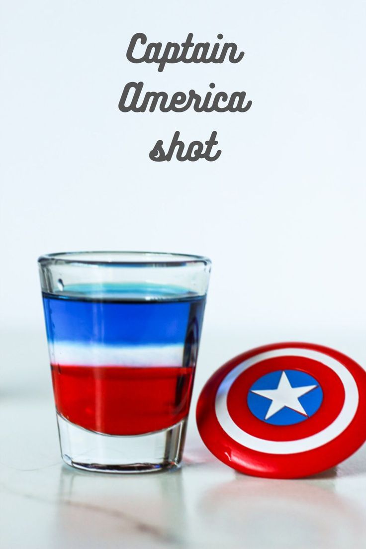 Also known as the American flag shot, this Captain America shot is just the darn tootin coolest looking shot and it tastes like a choclate covered cherry with a hint of orange. It's the perfect shot for your Memorial Day, Flag Day, or Fourth of July celebration! Fourth Of July Shots, Apple Cider Moscow Mule, Pumpkin Martini, Margarita Martini, Fourth Of July Celebration, Blue Shots, Coffee Protein Shake, Protein Shake Smoothie, Shots Alcohol