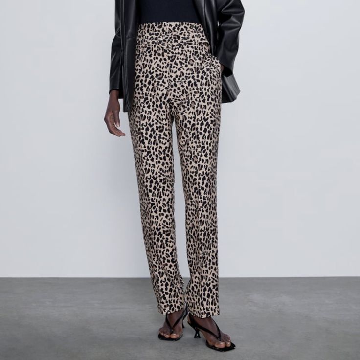 Condition:New With Tag Size: Medium Color: Leopard Print High Waist Trousers With Side Pockets, False Welt Pockets, Belt With A Lined Buckle And Front Fastening With Metal Hook, Inside Button And Zip Inseam: 29.5” Rise: 14” Waist: 14.5” Hips: 22” Z002 Chic Straight Leg Leopard Print Pants, Chic Leopard Print Straight Leg Bottoms, Leopard Print Pants With Pockets For Spring, Leopard Print Wide Leg Bottoms For Work, Spring Leopard Print Pants With Pockets, High Waist Leopard Print Pants For Spring, Wide Leg Leopard Print Bottoms For Work, Workwear Wide Leg Leopard Print Bottoms, Leopard Print Trousers For Fall