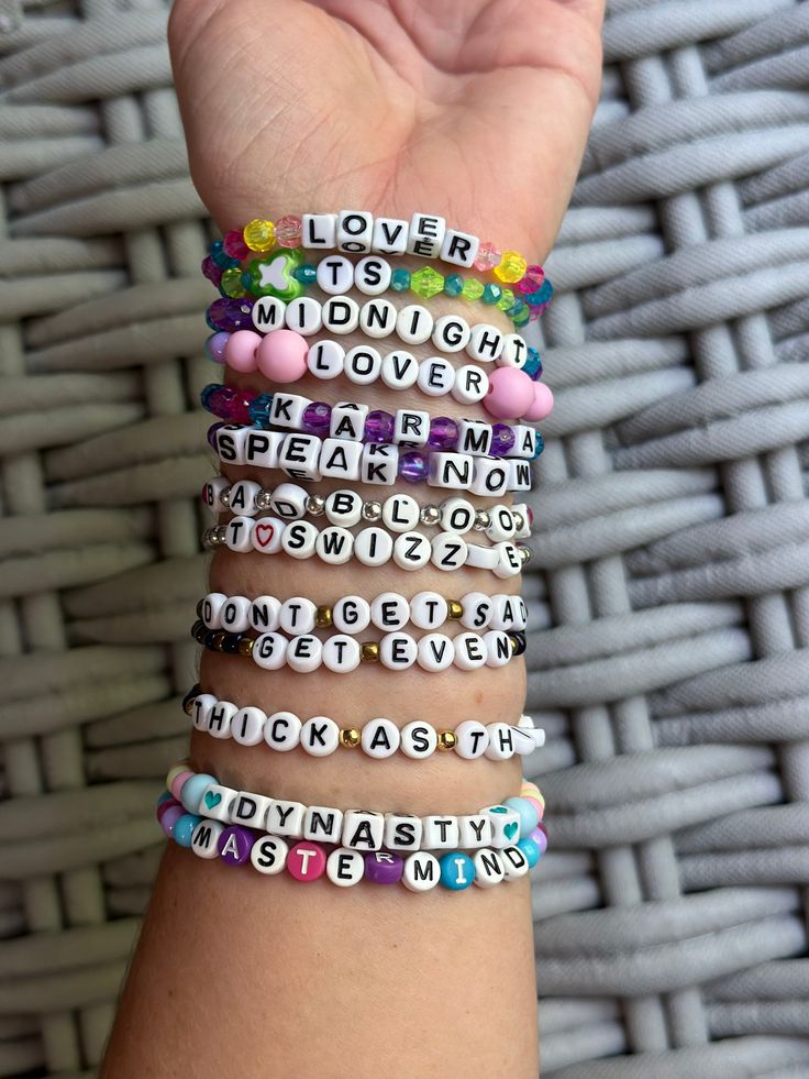 Friendship Bracelets With Letter Beads, Make The Friendship Bracelets Taylor, Eras Friendship Bracelet, Taylor Friendship Bracelet, Taylor Swift Eras Tour Bracelets, Friendship Bracelets Taylor Swift, Bracelets Taylor Swift, Eras Tour Bracelets, Taylor Swift Friendship Bracelets