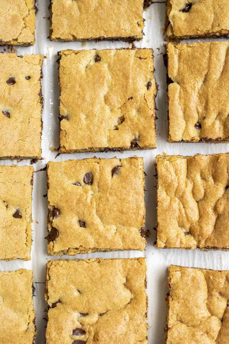 several squares of brownies with chocolate chips on top