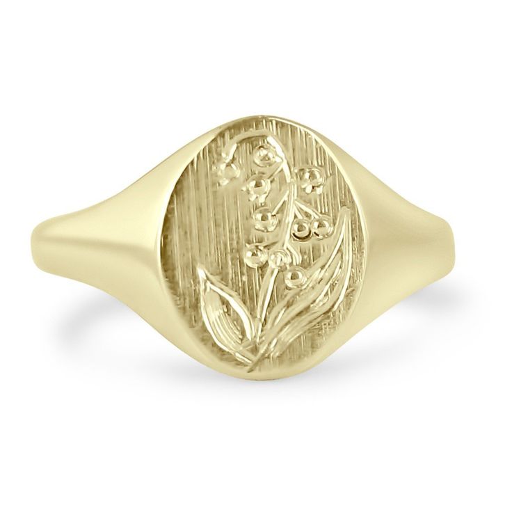 Flower power. This simple and pretty signet ring is 14k yellow gold. The hand engraved flower on the face of the signet is super delicate and chic. This is the perfect right hand everyday ring. 14k yellow gold Signet ring Hand engraved Please allow 2- 4 weeks for production and shipping. Lady Baby, College Clothes, Engraved Flower, Ring Inspo, I Will Love You, Everyday Ring, Let It Shine, Family Jewellery, Gold Signet Ring