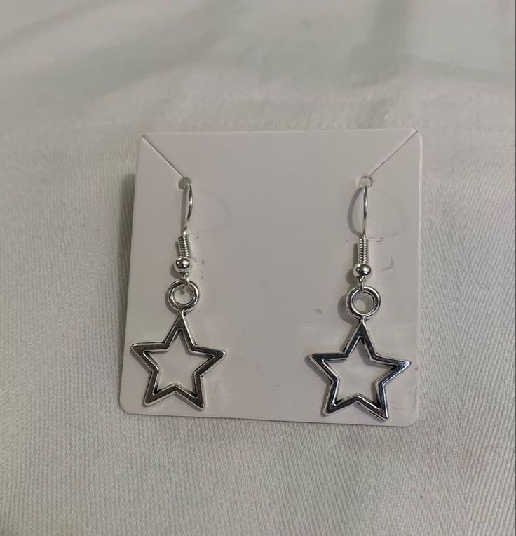 Star Earings Piercings, Star Things Aesthetic, Cute Star Earrings, Star Accessories Aesthetic, Stargirl Accessories, Stargirl Earrings, Star Earrings Aesthetic, Star Jewelry Aesthetic, Star Clothes