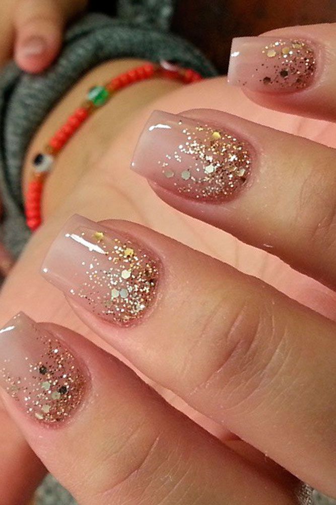 Perfect Pink Nails You’ll Want to Copy Immediately ★ See more: http://glaminati.com/perfect-pink-nails/ Fingertip Ring, Graduation Nail Designs, Nails Graduation, Nails Unique, 2023 Nails, Graduation Nails, Gold Glitter Nails, Her Nails, Nails Simple