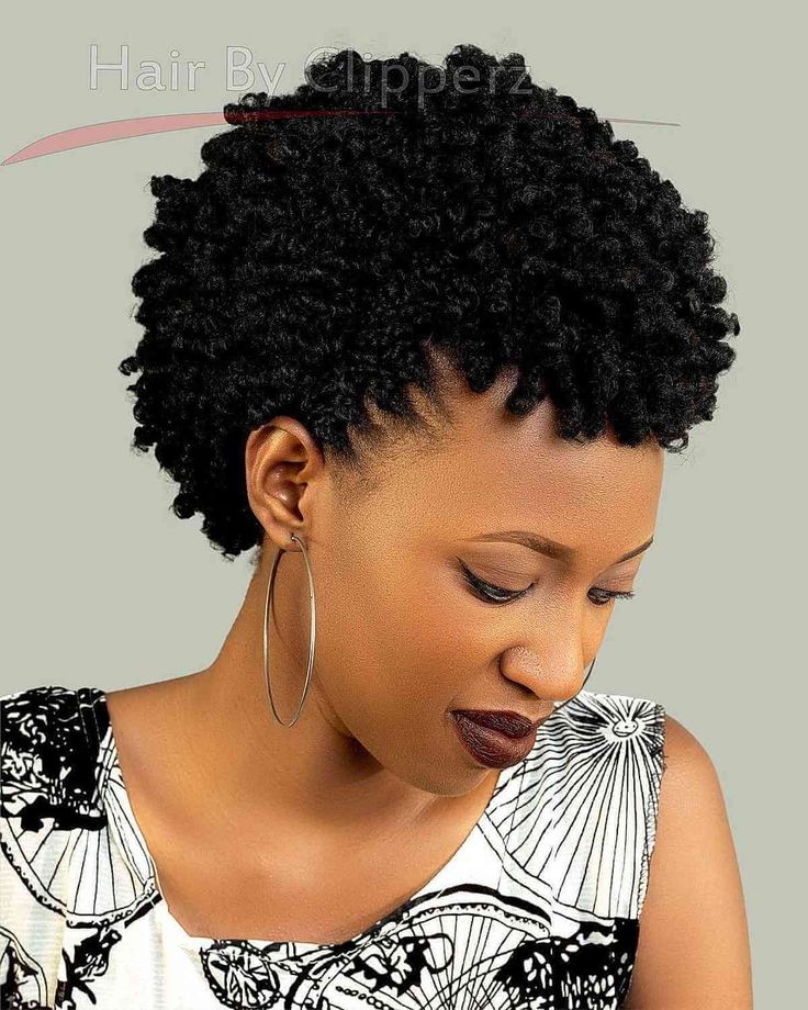 Afro Hair Styling: Tips for Perfect Curls Every Time Short Crochet Hairstyles, Twists Hairstyles, Short Weave Hairstyles, Short Afro Hairstyles, Short Weave, American Hairstyles, Afro Textured Hair, Crochet Braid, Hair Bob