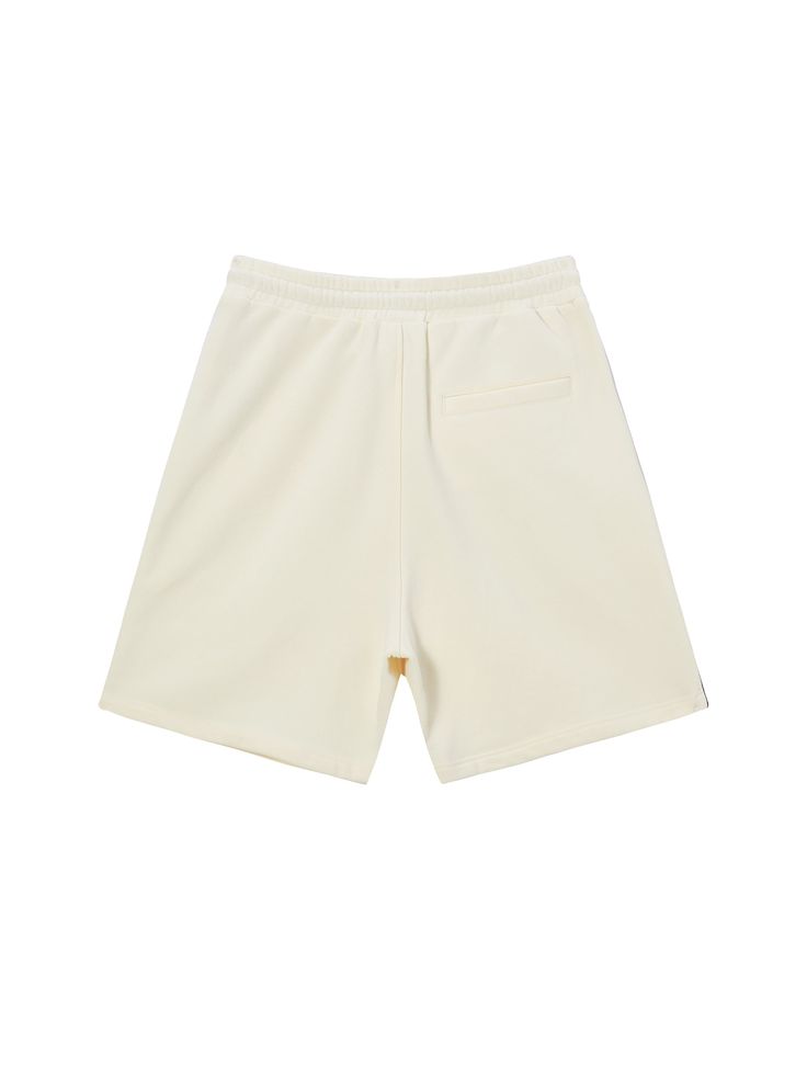 Details: Cream Frost White Tone Shorts Elasticated waistband + colour-blocking drawstring design Small A-line fit Materials & Care: Cotton 84.1%Polyester 15.9% Hand wash | Dry clean Do not bleach Size & Fit: Model is 5'7", Bust 32, Waist 24, Hips 35, wearing a size S Item #: EL4PA44 Short Blanc, White Tone, Colour Blocking, Sale Promotion, Sample Sale, Small Designs, White Shorts, Color Blocking, Sweat Shirt