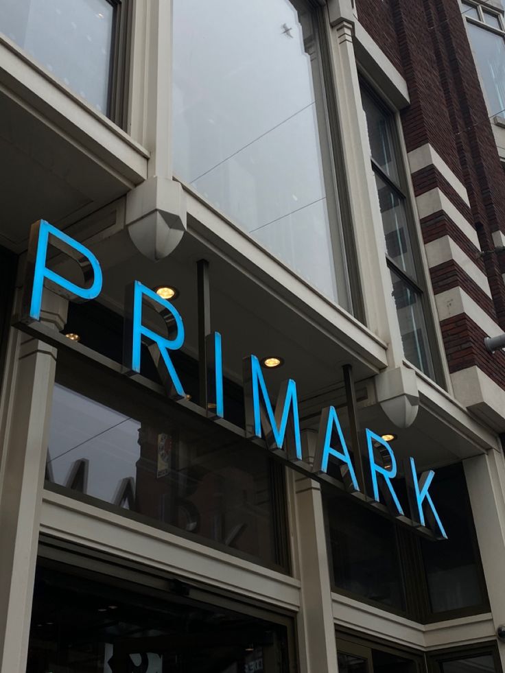 Primark Aesthetic, Primark London, Autumn Dates, Primark Shop, Target Shop, Kids Social Media, Open Sign, Sign Board Design, Aesthetic Stores