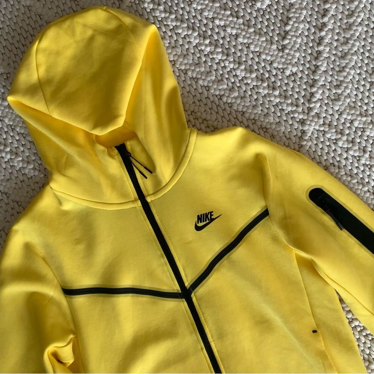 Yellow & Black Nike Tech Fleece Hoodie - New With Tags - Open To Reasonable Offers Black Nike Tech Fleece, Sweaters Nike, Black Nike Tech, Nike Tech Fleece Hoodie, Tech Fleece Hoodie, Nike Sweaters, Nike Tech Fleece, Nike Sweater, Nike Tech