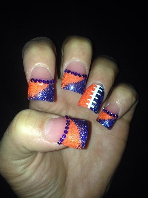 Denver Broncos Nails, Sports Nail Art, Broncos Nails, Sports Nails, Football Nails, Fingernail Designs, Toe Nail Designs, Blue Gems, Fabulous Nails