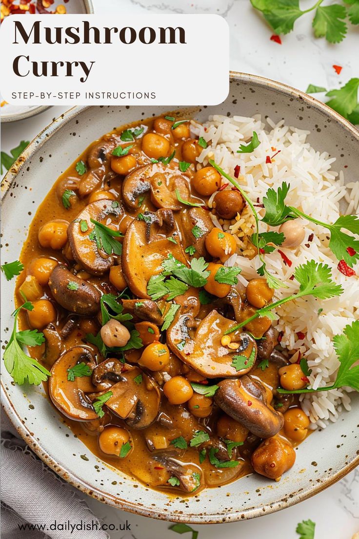 Mushroom Curry Plantbased Dinner, Mushroom Curry, Vegan Grocery List, Vegan Grocery, Easy Mediterranean Diet Recipes, Vegan Mushroom, Curry Recipes Indian, Healthy Lunch Meal Prep, Coconut Milk Recipes