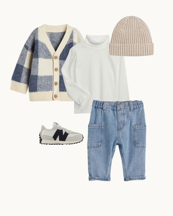 Baby fashion. Baby clothes. Minimal baby clothes. Baby clothes inspo. Little boy outfit. Baby boy outfit. Baby boy fashion. Outfits for baby boy. Winter Boys Outfits, Toddler Spring Outfits Boys, Boy Kid Outfit, Baby Boys Outfit Ideas, Winter Baby Boy Outfits, Zara Baby Boy Outfits, Baby Winter Outfits Boy, Cute Toddler Outfits Boys, Toddler Boy Dressy Outfit