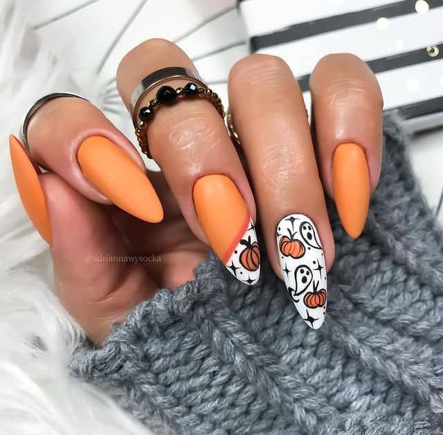 Fun Halloween Nails, Nail Art Halloween, Holloween Nails, Halloween Nails Easy, Unghie Nail Art, Halloween Acrylic Nails, Pumpkin Nails, Nails Easy, Her Nails