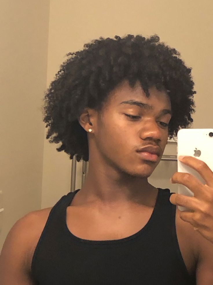 Curly Afro Women, Curly Afro Black Man, Shirt Afro Hairstyles, Twist Outs On Natural Hair Short 4c Men, Curly Hairstyles Black Man, Male 4c Hairstyles, 4b Natural Hair Men, Afro Hairstyles 4c Hair Men, Afro Curls Men