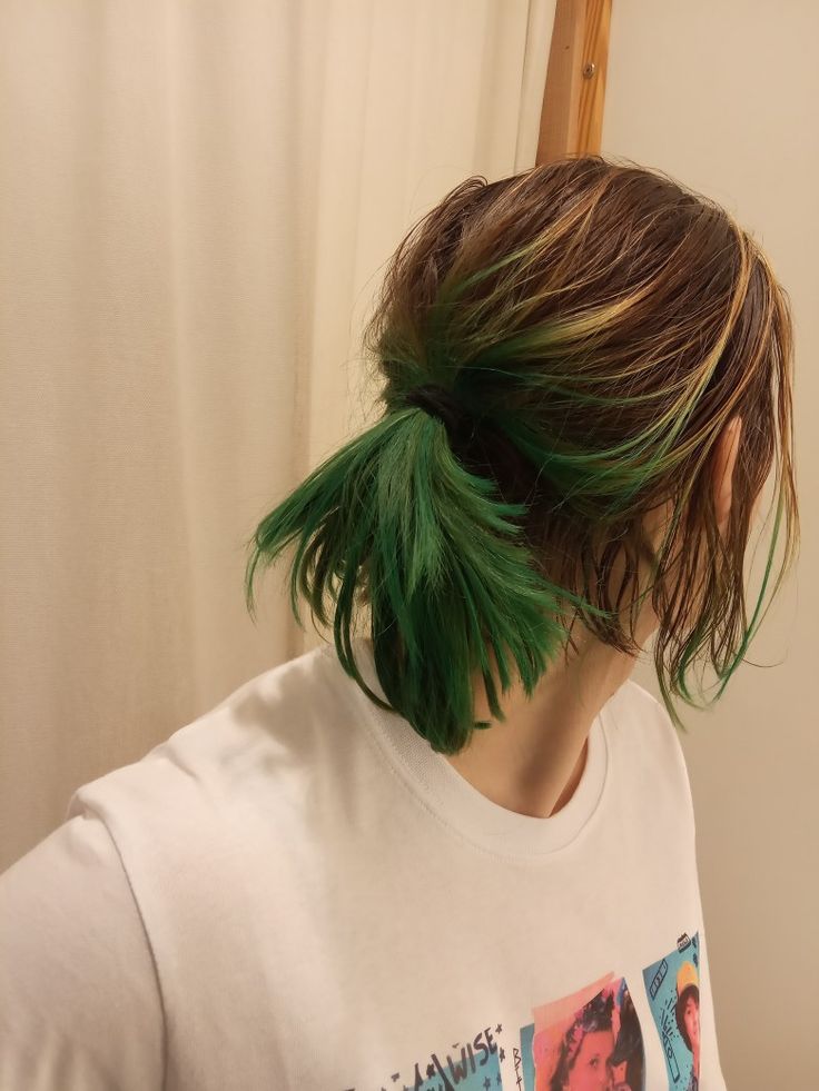 Mens Long Hair Dye Ideas, Men Green Hair Color, Long Green Hair Men, Auburn And Green Hair, Green Hair Brown Roots, Ginger Hair With Green Highlights, Green Hair Dye Ideas Short Hair, Mens Green Hair, Short Green Hair Aesthetic